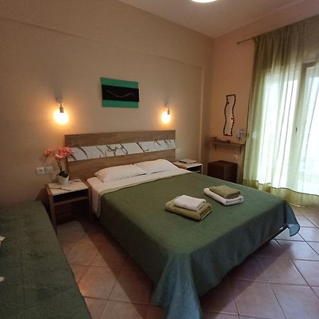 La Mer Rooms Peraia Exterior photo