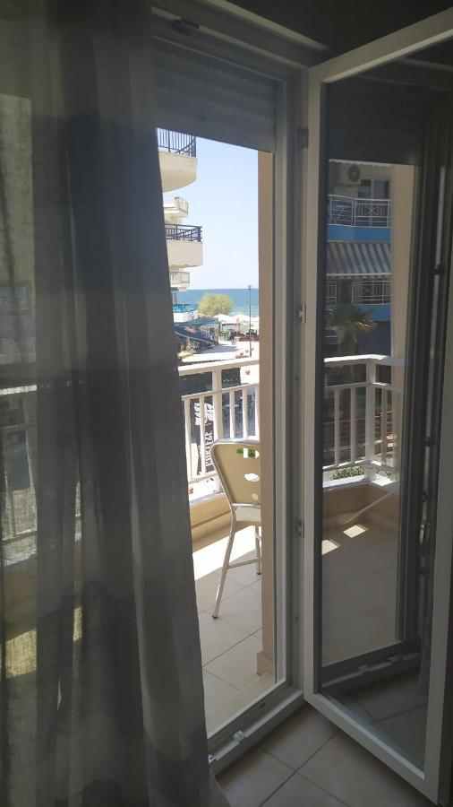 La Mer Rooms Peraia Exterior photo